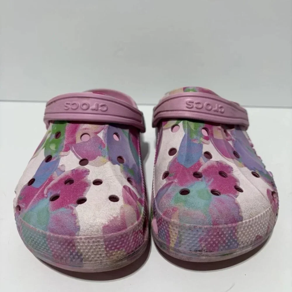 Crocs Big Kids’ Baya Seasonal Floral Clogs, Girls’ Size 3 M
